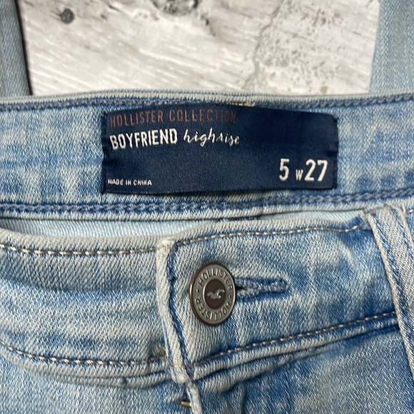 Hollister High Rise boyfriend Jeans 27 - Picture 3 of 6